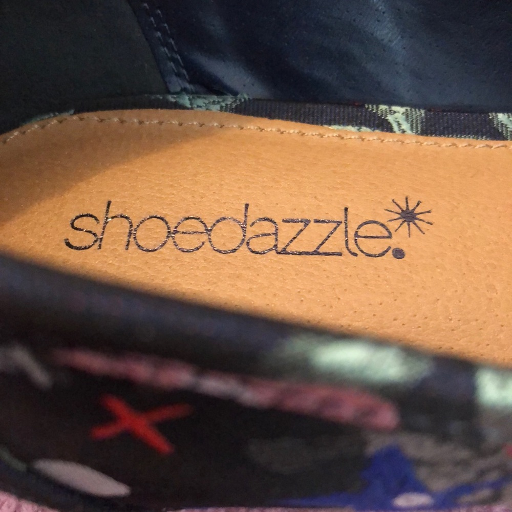 Shoedazzle Floral Loafers - Picture 6 of 6
